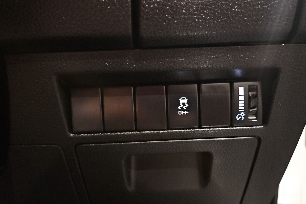 2022 Isuzu D-MAX SX High Ride Rear Wheel Drive