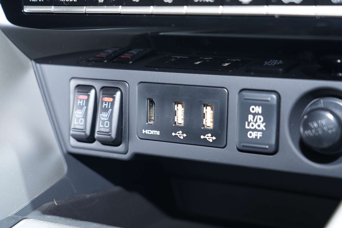 2024 Mitsubishi Pajero Sport Exceed QG