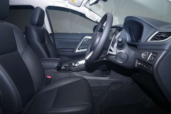 2024 Mitsubishi Pajero Sport Exceed QG