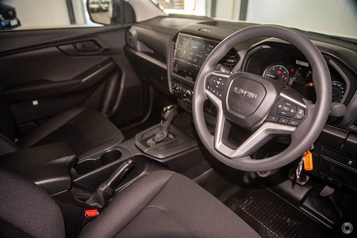 2025 Isuzu D-MAX SX High Ride Rear Wheel Drive