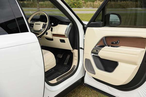 2022 Land Rover Range Rover D350 HSE L460