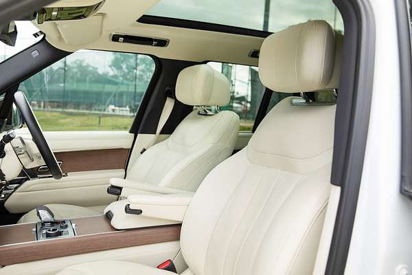 2022 Land Rover Range Rover D350 HSE L460