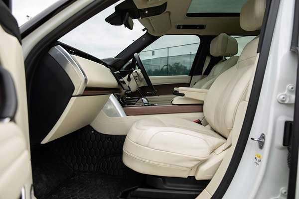 2022 Land Rover Range Rover D350 HSE L460