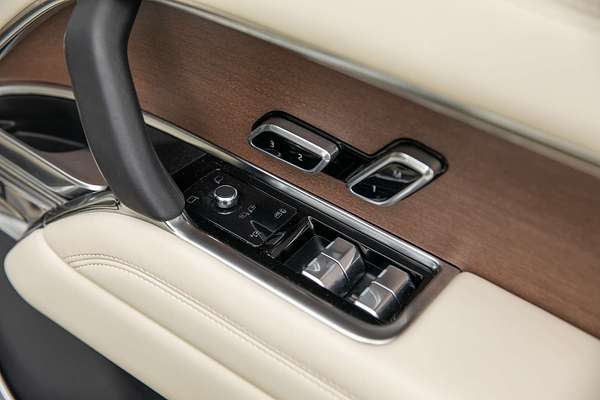 2022 Land Rover Range Rover D350 HSE L460