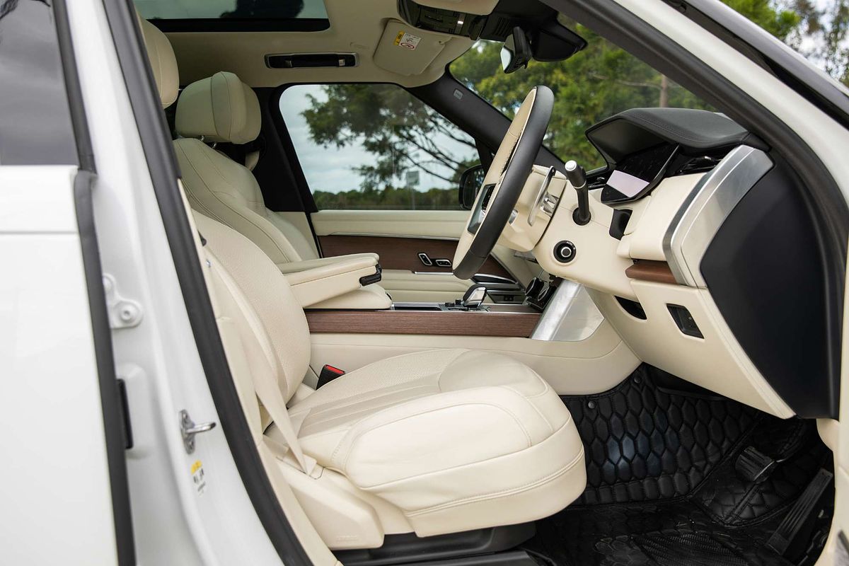 2022 Land Rover Range Rover D350 HSE L460
