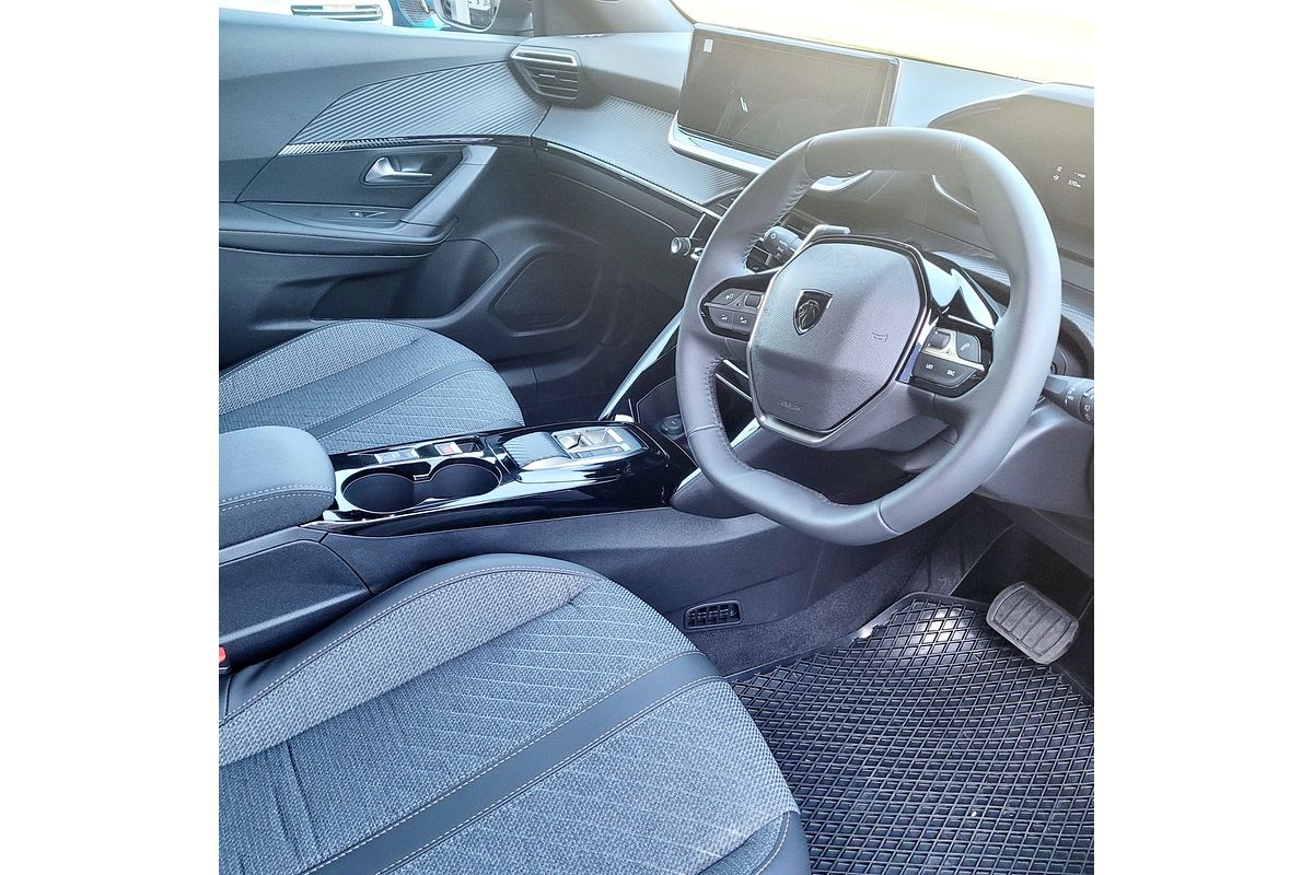 2024 Peugeot 2008 Allure e-DCS Hybrid P24 MY25