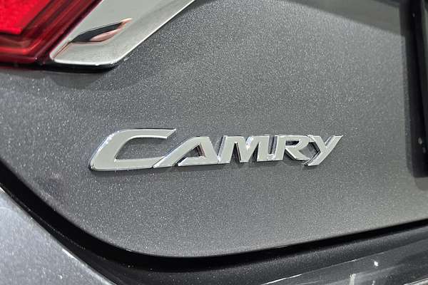 2017 Toyota Camry Camry L4 Atara SX 2.5L Petrol Automatic Sedan ASV50R