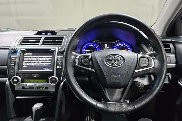 2017 Toyota Camry Camry L4 Atara SX 2.5L Petrol Automatic Sedan ASV50R