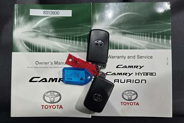 2017 Toyota Camry Camry L4 Atara SX 2.5L Petrol Automatic Sedan ASV50R
