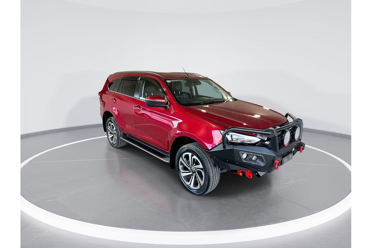 2022 Isuzu MU-X LS-T