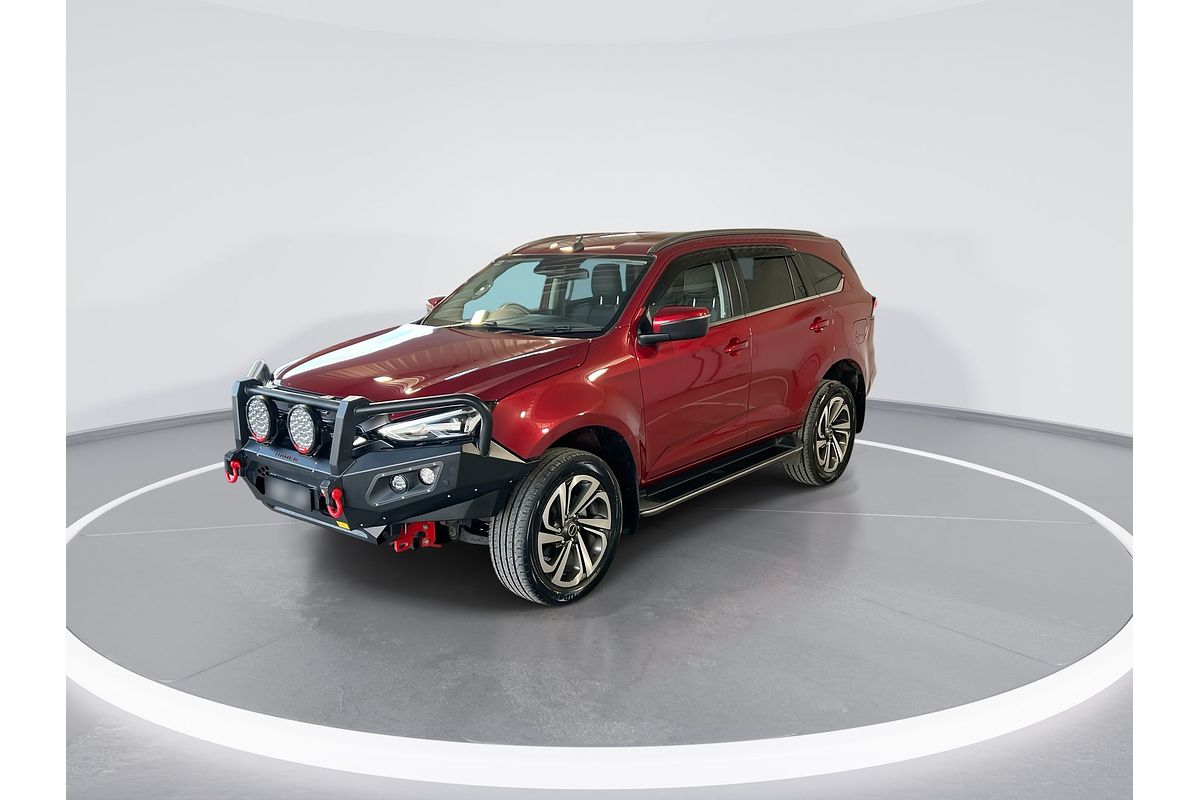 2022 Isuzu MU-X LS-T