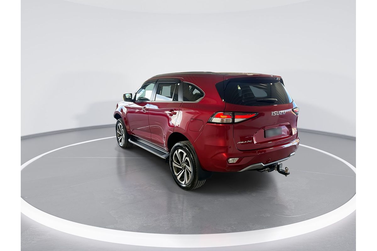 2022 Isuzu MU-X LS-T