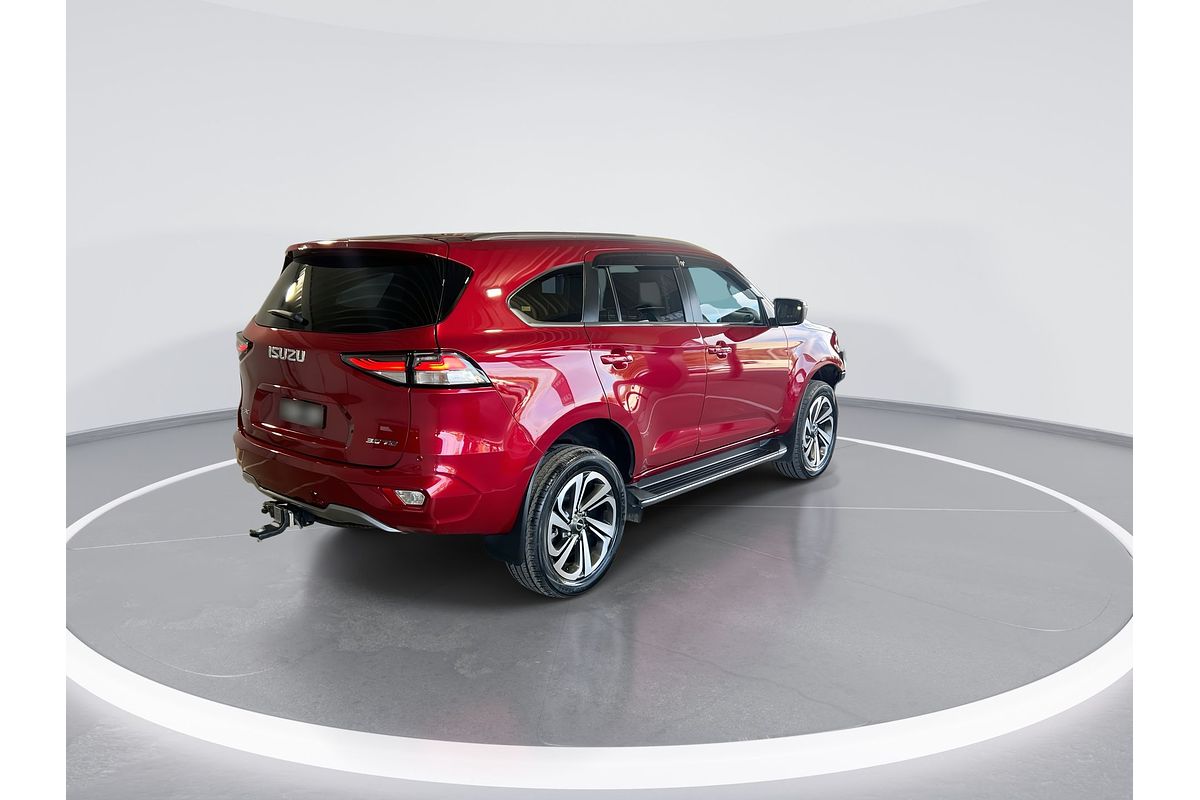 2022 Isuzu MU-X LS-T