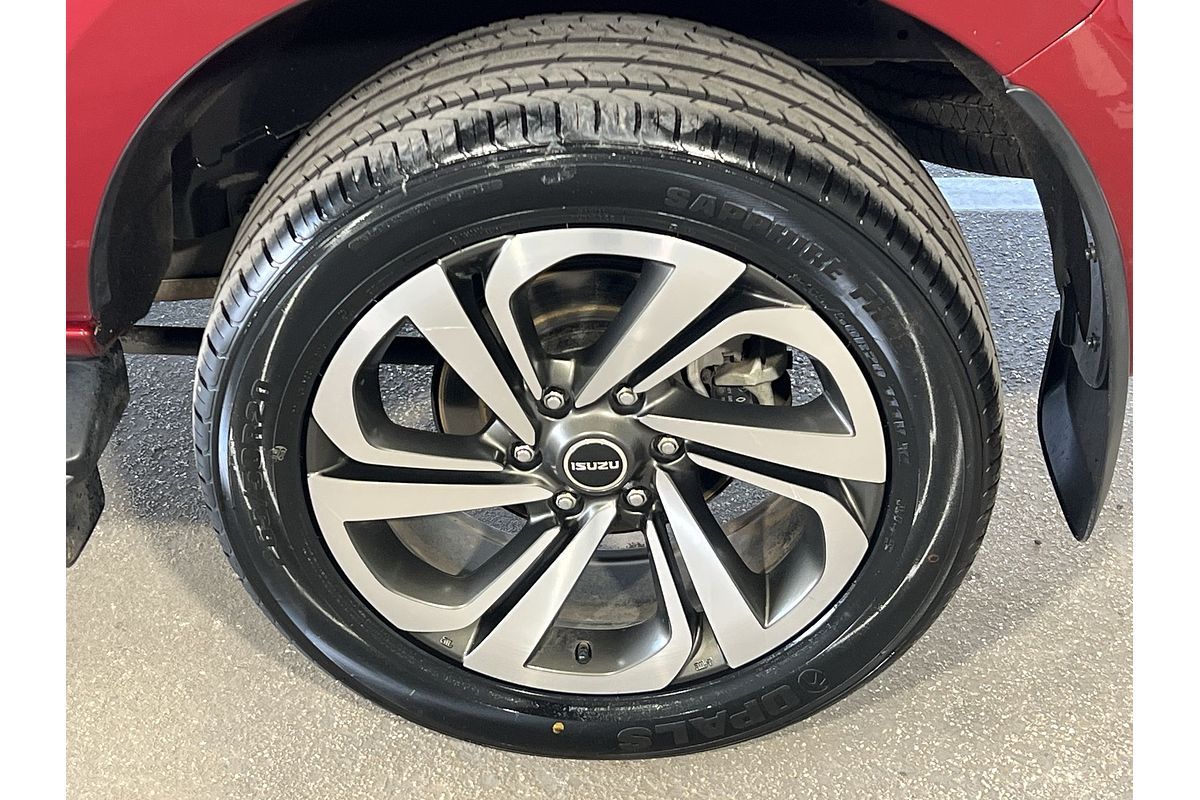 2022 Isuzu MU-X LS-T