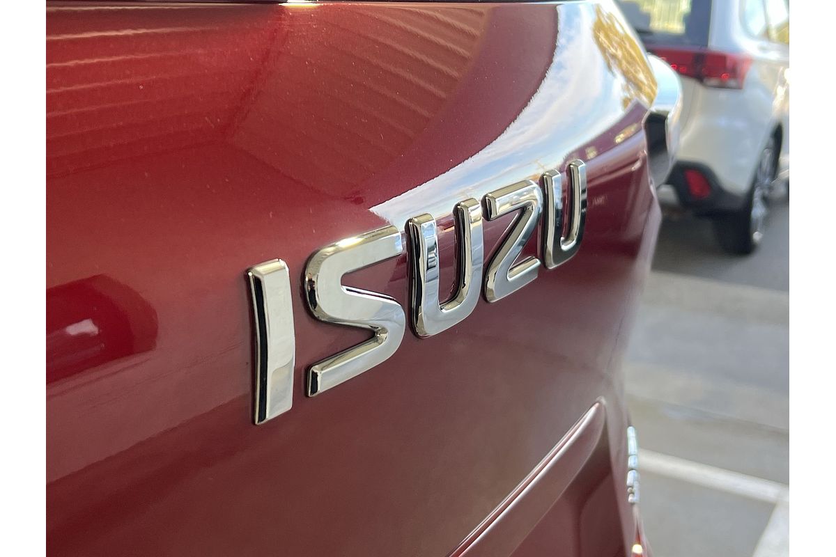 2022 Isuzu MU-X LS-T