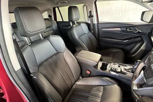 2022 Isuzu MU-X LS-T