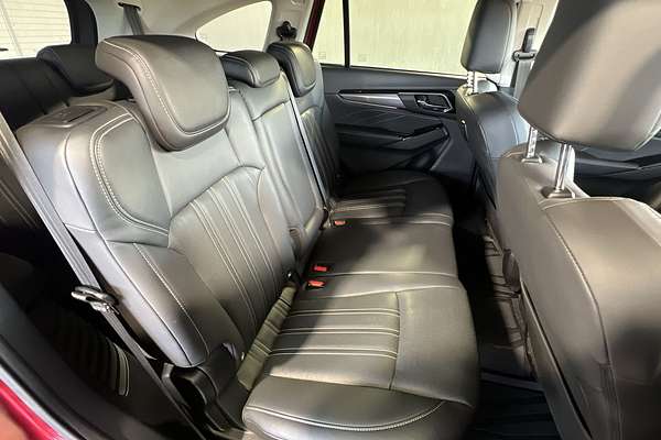 2022 Isuzu MU-X LS-T