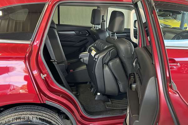 2022 Isuzu MU-X LS-T