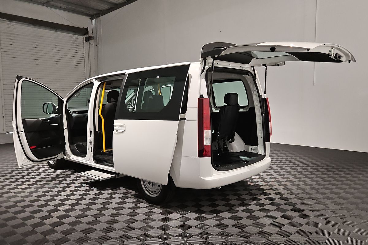 2024 Hyundai STARIA LOAD US4.V2