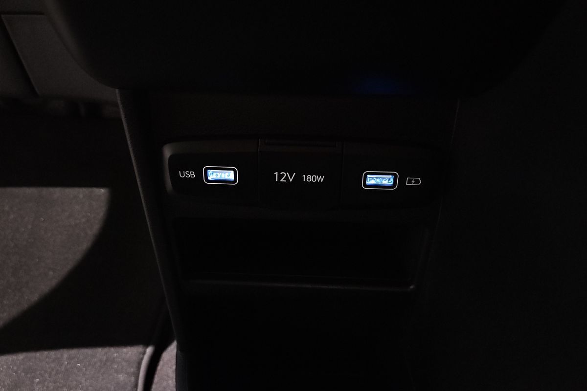 2024 Hyundai STARIA LOAD US4.V2