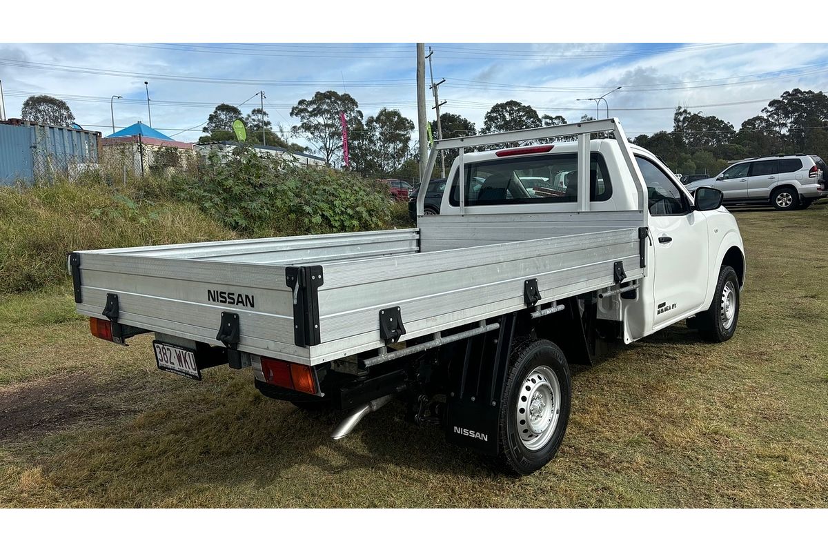 2016 Nissan Navara DX NP300 D23 Rear Wheel Drive