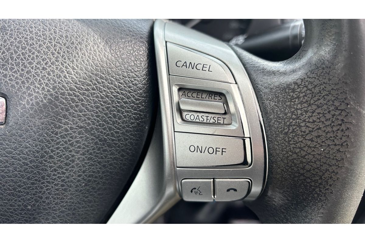 2016 Nissan Navara DX NP300 D23 Rear Wheel Drive