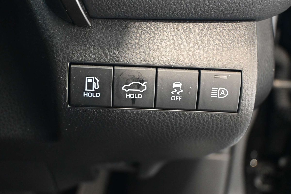 2022 Toyota Camry Ascent AXVA70R