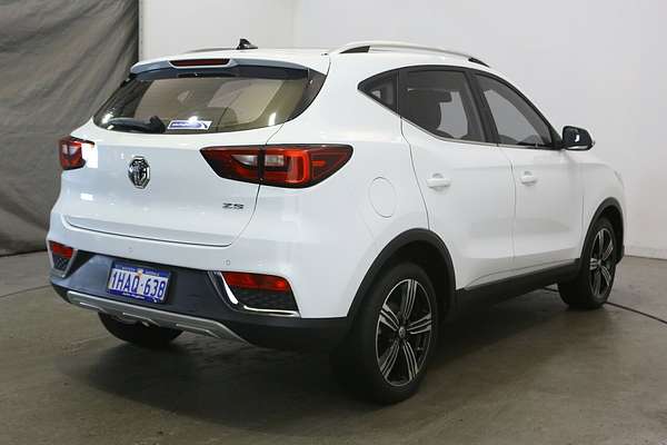 2020 MG ZS Essence AZS1