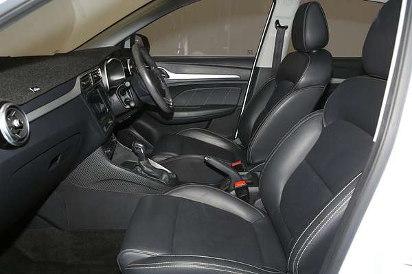 2020 MG ZS Essence AZS1