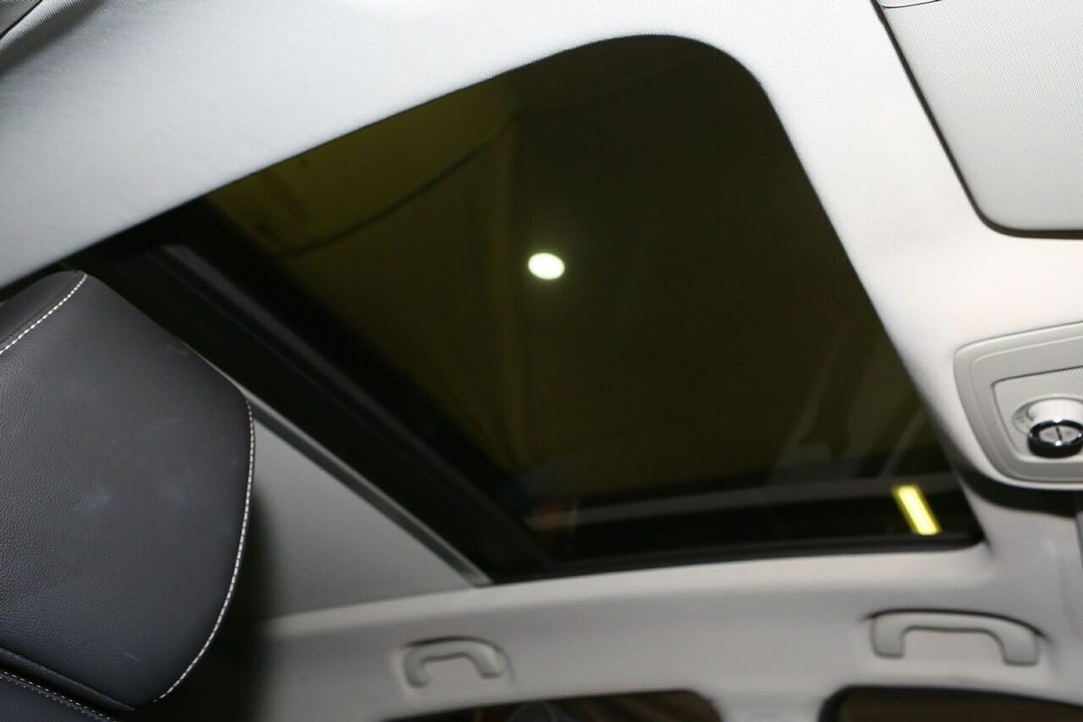 2020 MG ZS Essence AZS1