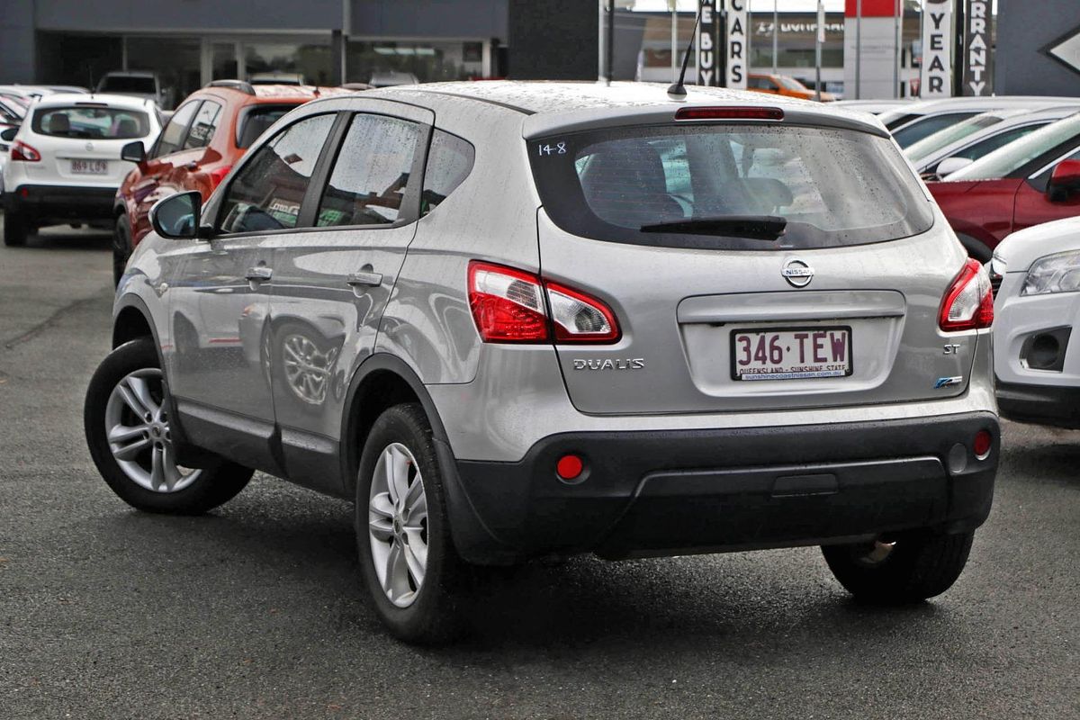 2013 Nissan Dualis ST J10 Series 3