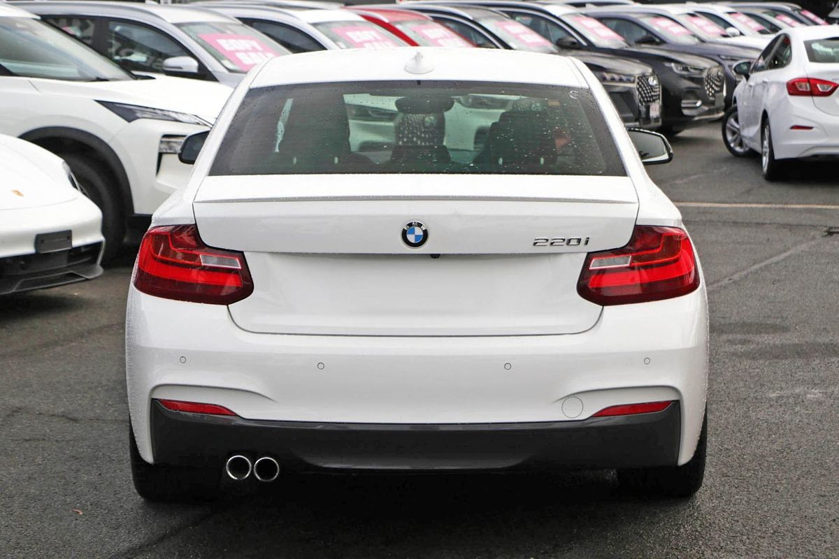 2017 BMW 2 Series 220i M Sport F22