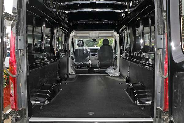 2024 LDV Deliver 9 LWB