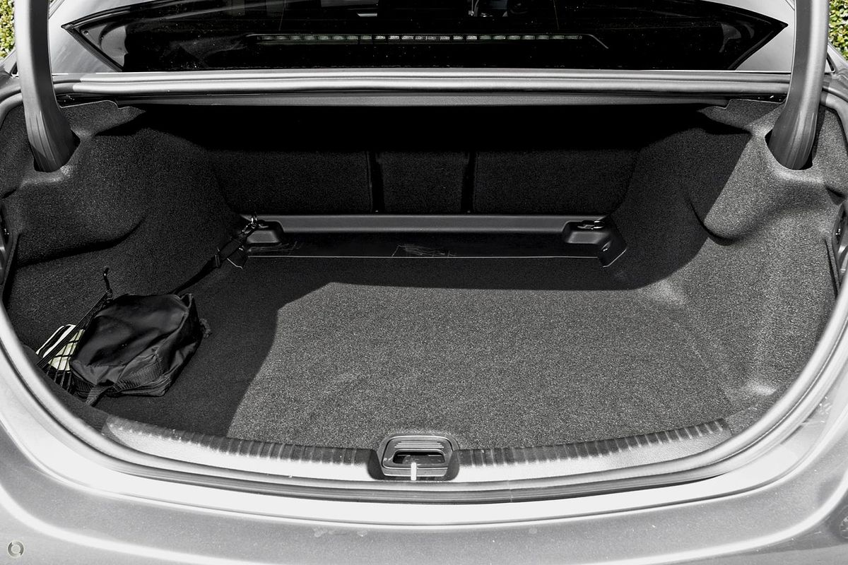 2024 Mercedes-Benz C-Class C300 W206
