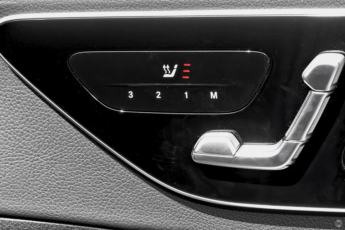 2024 Mercedes-Benz C-Class C300 W206
