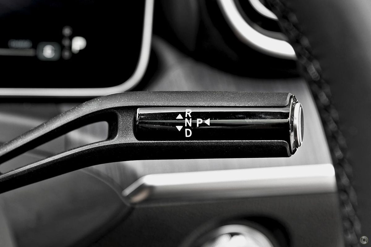 2024 Mercedes-Benz C-Class C300 W206