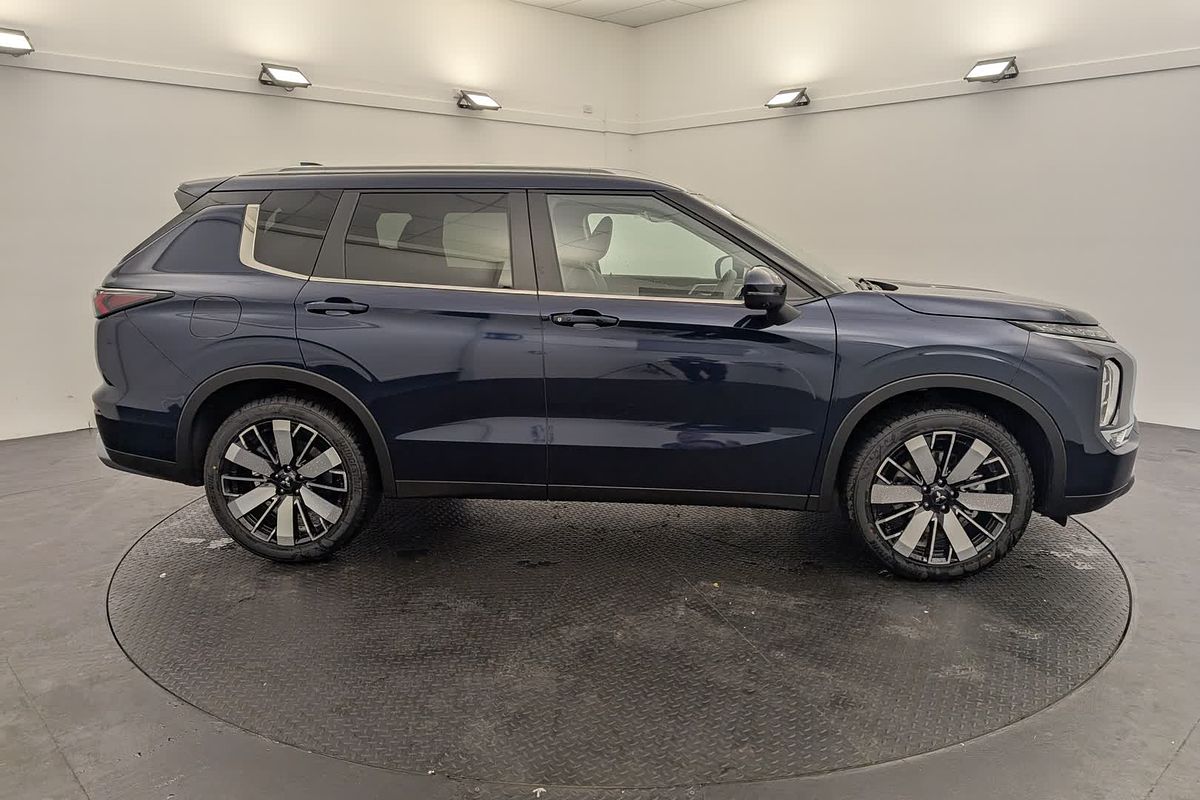 2025 Mitsubishi Outlander Aspire ZM