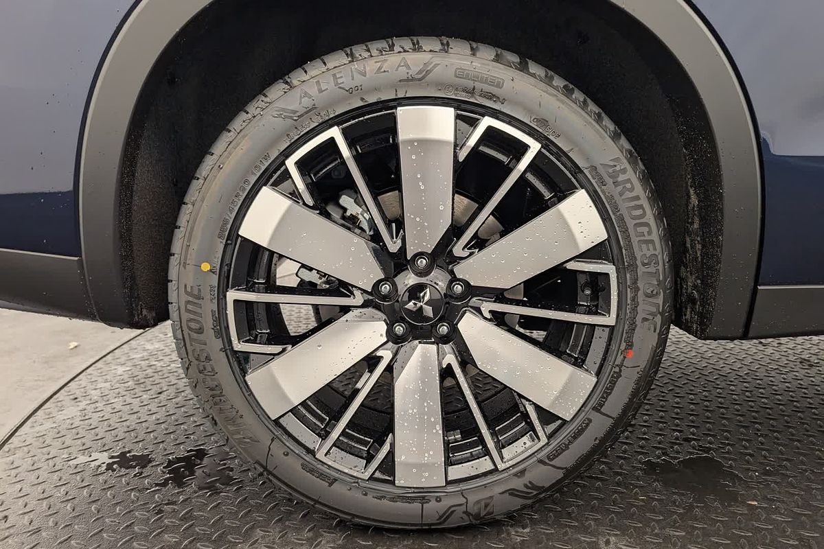 2025 Mitsubishi Outlander Aspire ZM