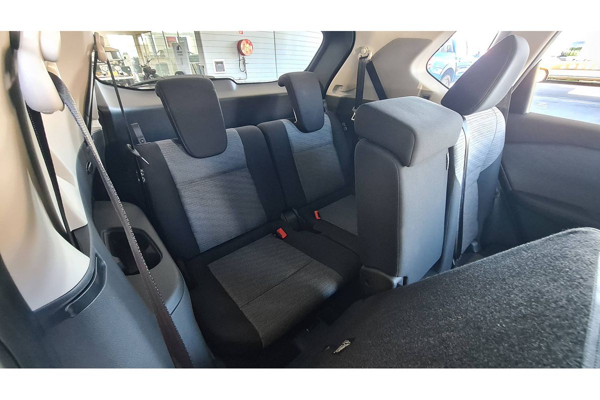 2024 Nissan X-TRAIL ST T33