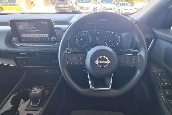 2024 Nissan X-TRAIL ST T33