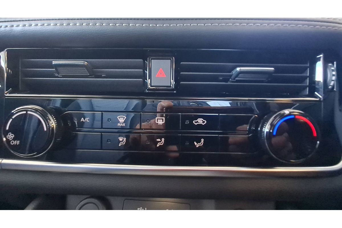 2024 Nissan X-TRAIL ST T33