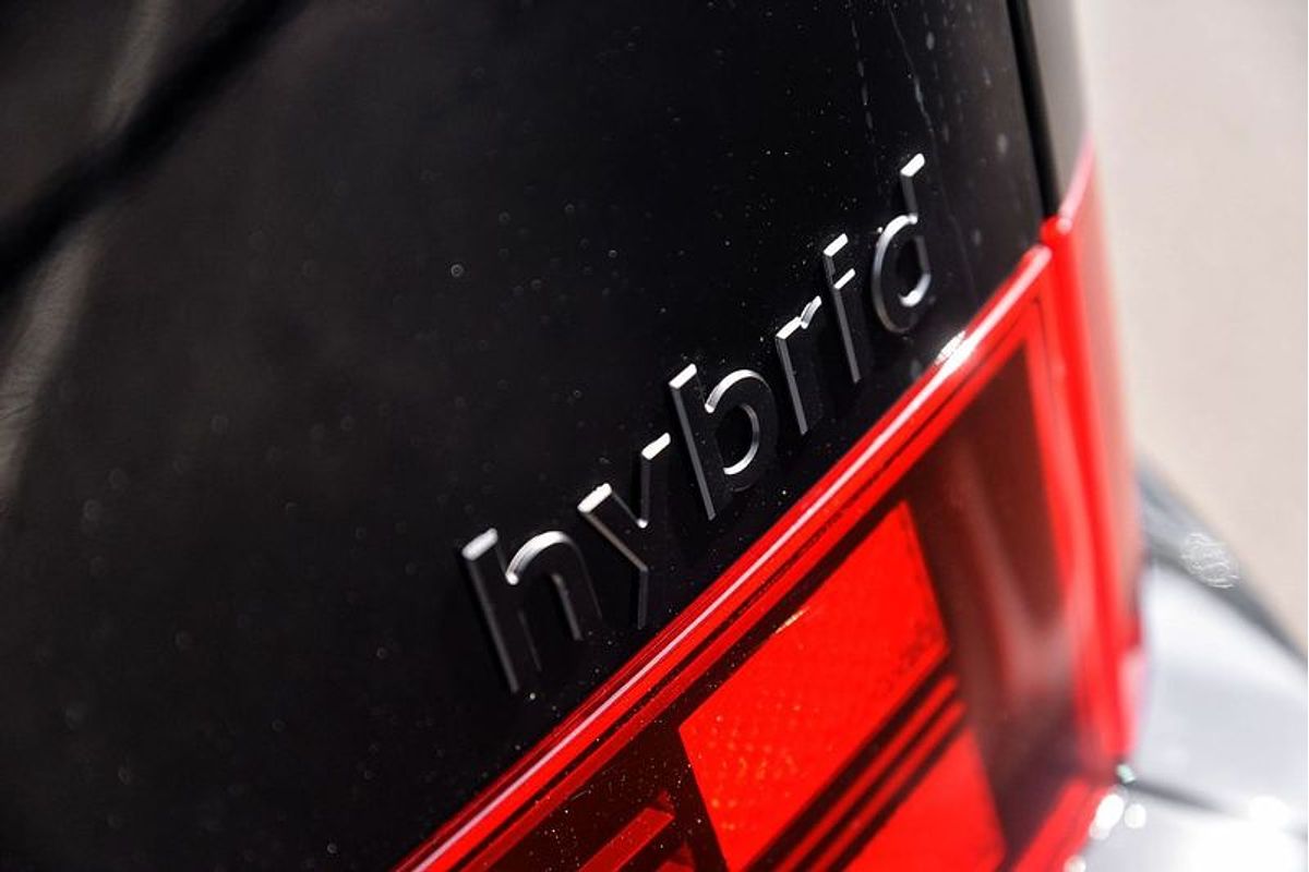 2025 Hyundai Santa Fe Hybrid Calligraphy MX5.V1