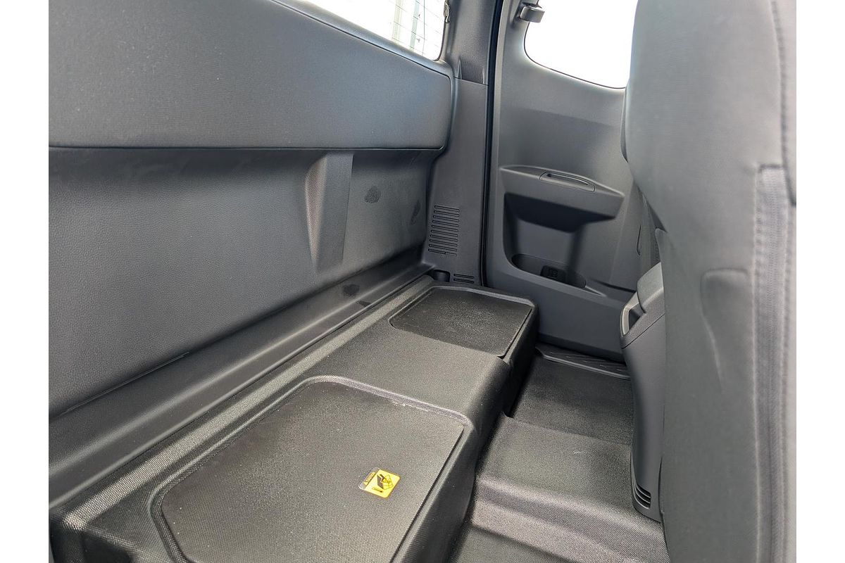 2025 Isuzu D-MAX SX 4X4