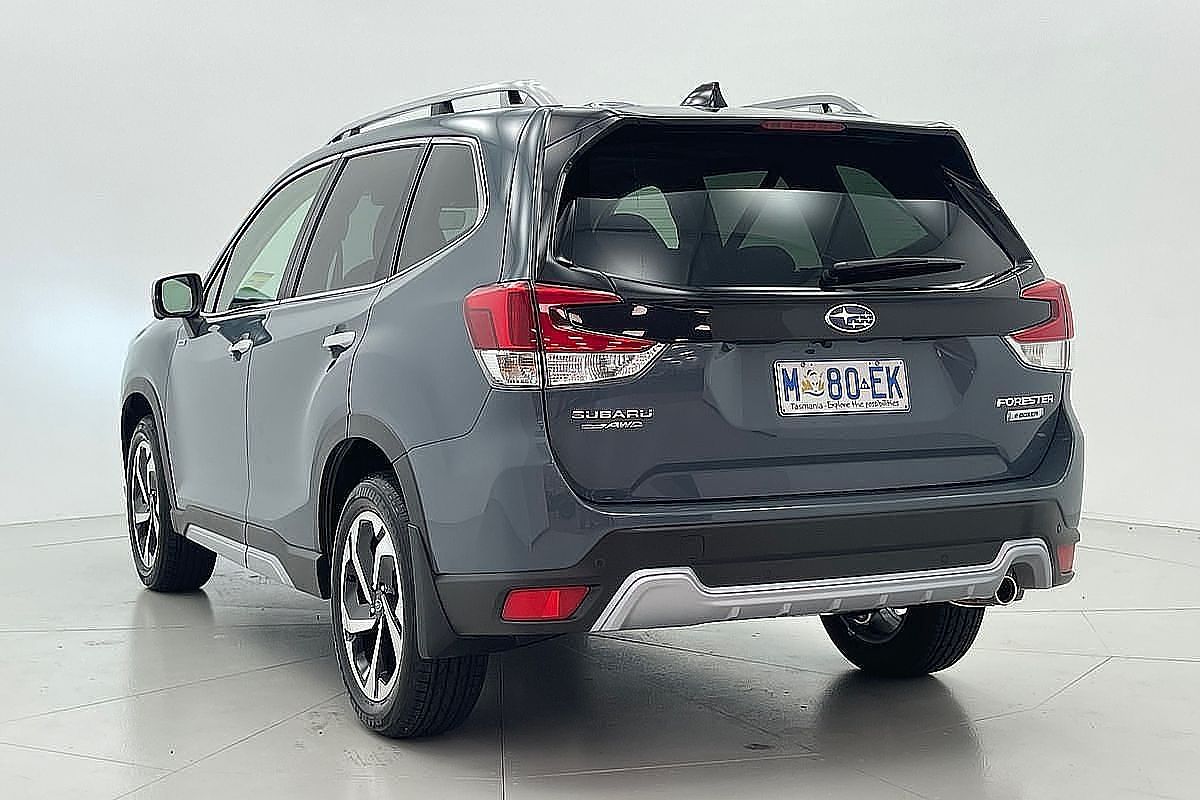 2024 Subaru Forester Hybrid S S5