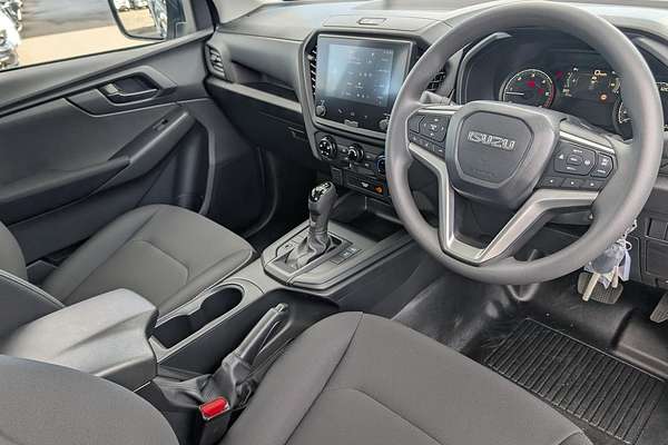 2025 Isuzu D-MAX SX 4X4