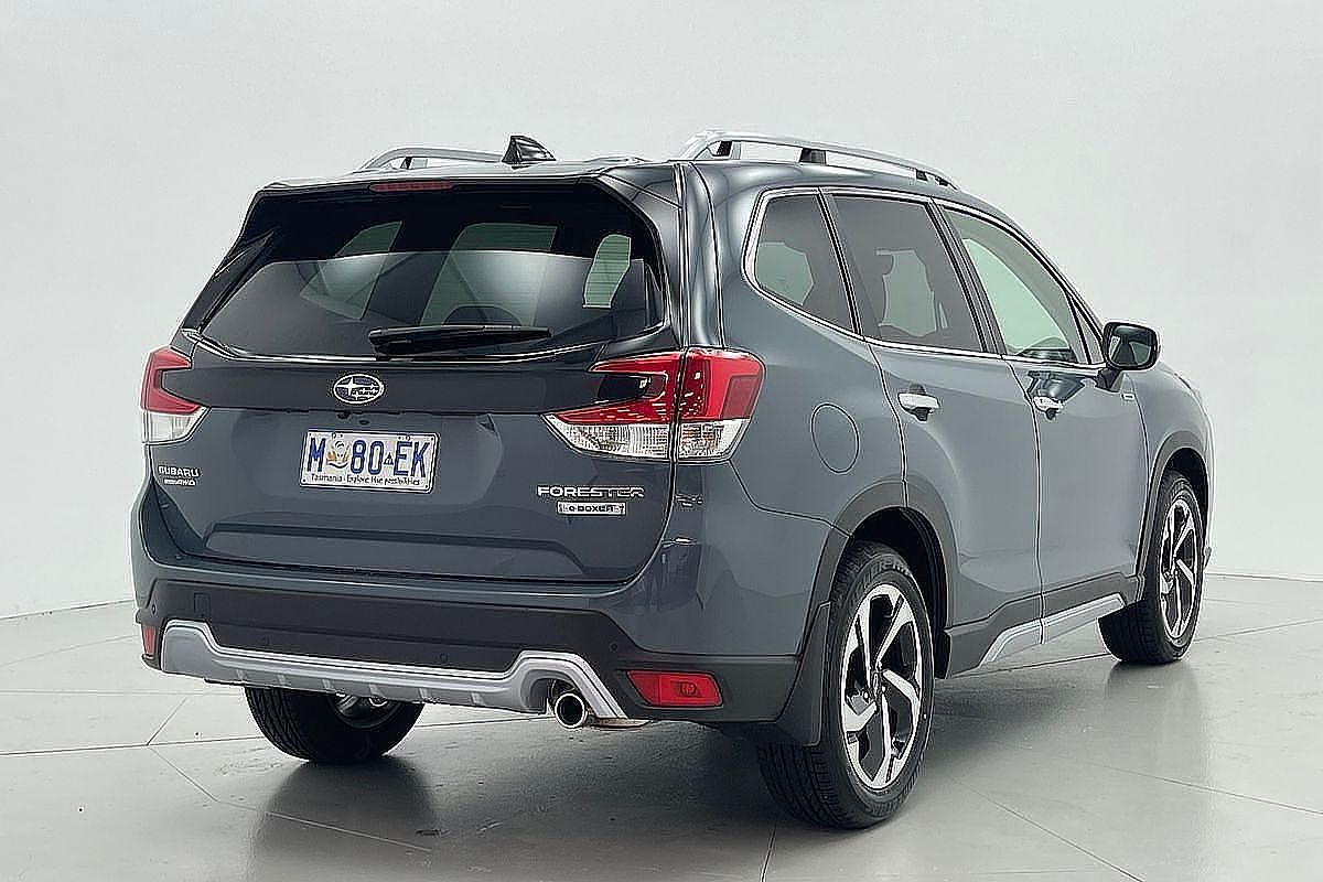 2024 Subaru Forester Hybrid S S5