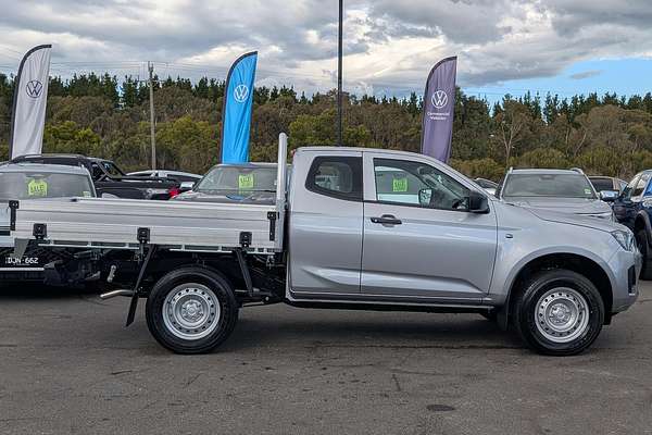 2025 Isuzu D-MAX SX 4X4