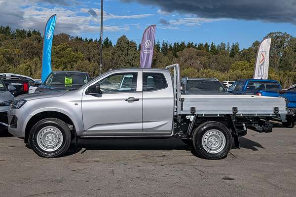 2025 Isuzu D-MAX SX 4X4