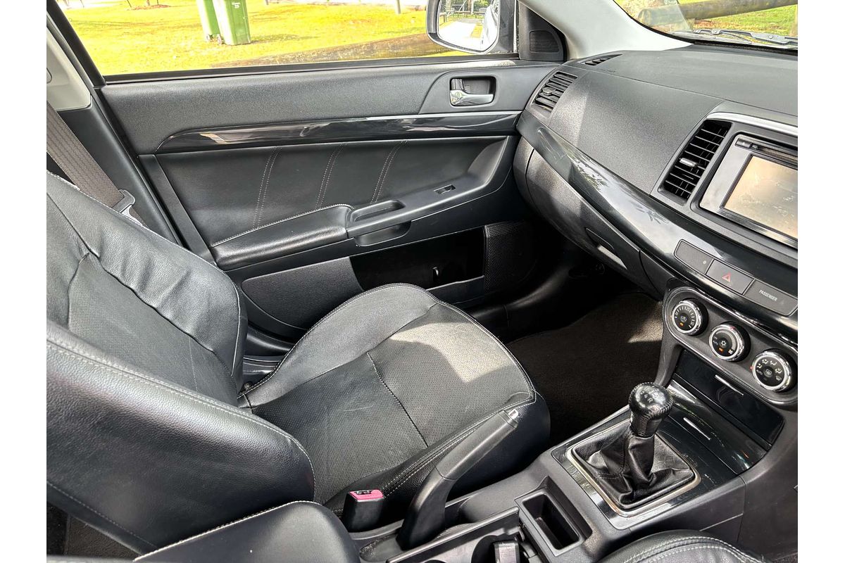 2014 Mitsubishi Lancer LS CJ