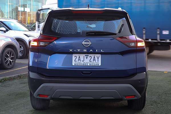 2024 Nissan X-TRAIL ST T33